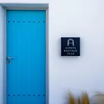 Hypnos Boutique With Amazing Heated Pool With Jacuzzi