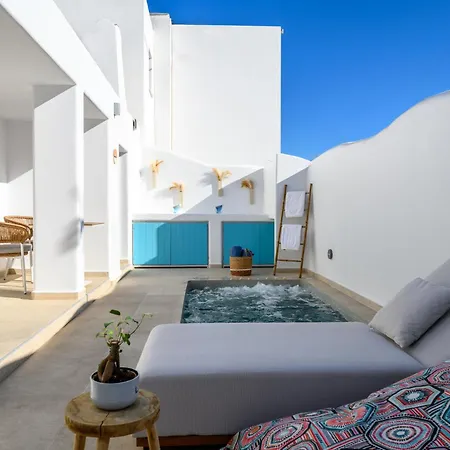 Hypnos Boutique With Amazing Heated Pool With Jacuzzi Casa vacanze *