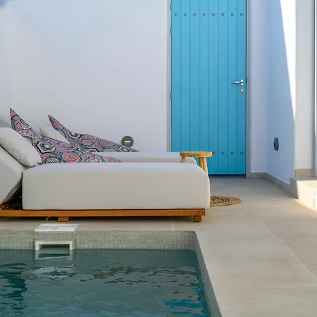 Hypnos Boutique With Amazing Heated Pool With Jacuzzi