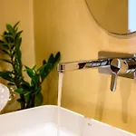 Hypnos Boutique With Amazing Heated Pool With Jacuzzi 度假居